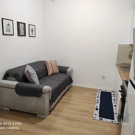 Edlira Apartment
